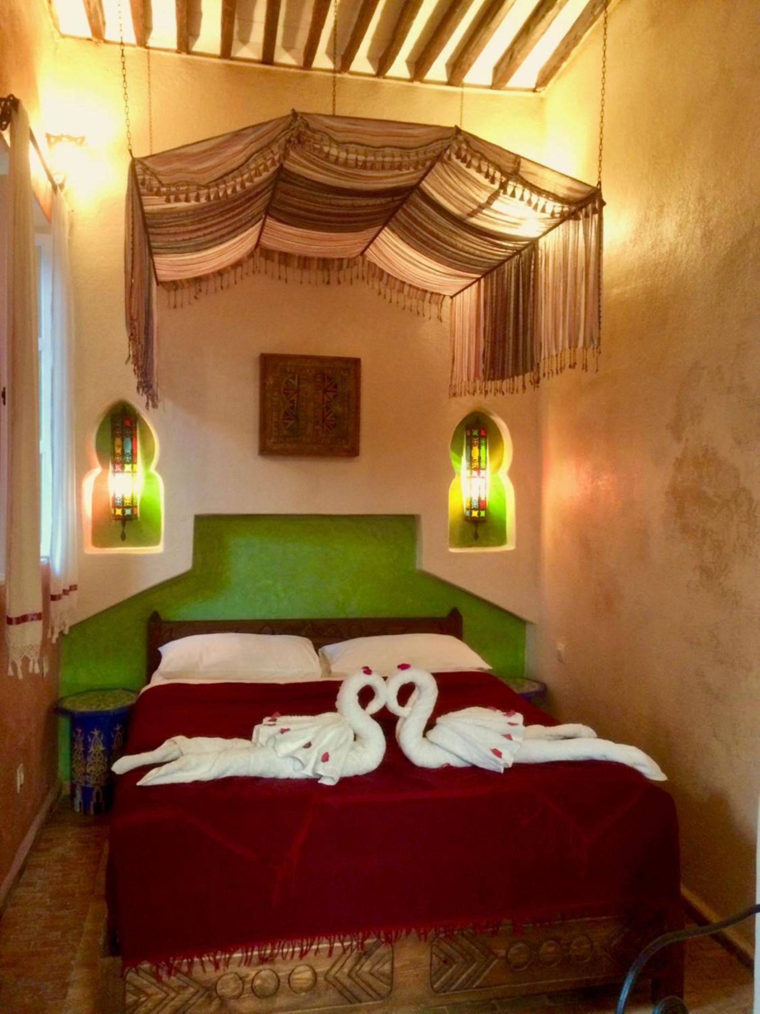 אסאוירה Au Riad Laylati מראה חיצוני תמונה
