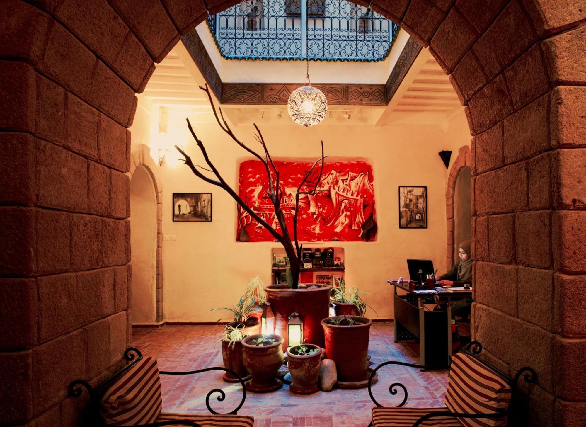 אסאוירה Au Riad Laylati מראה חיצוני תמונה
