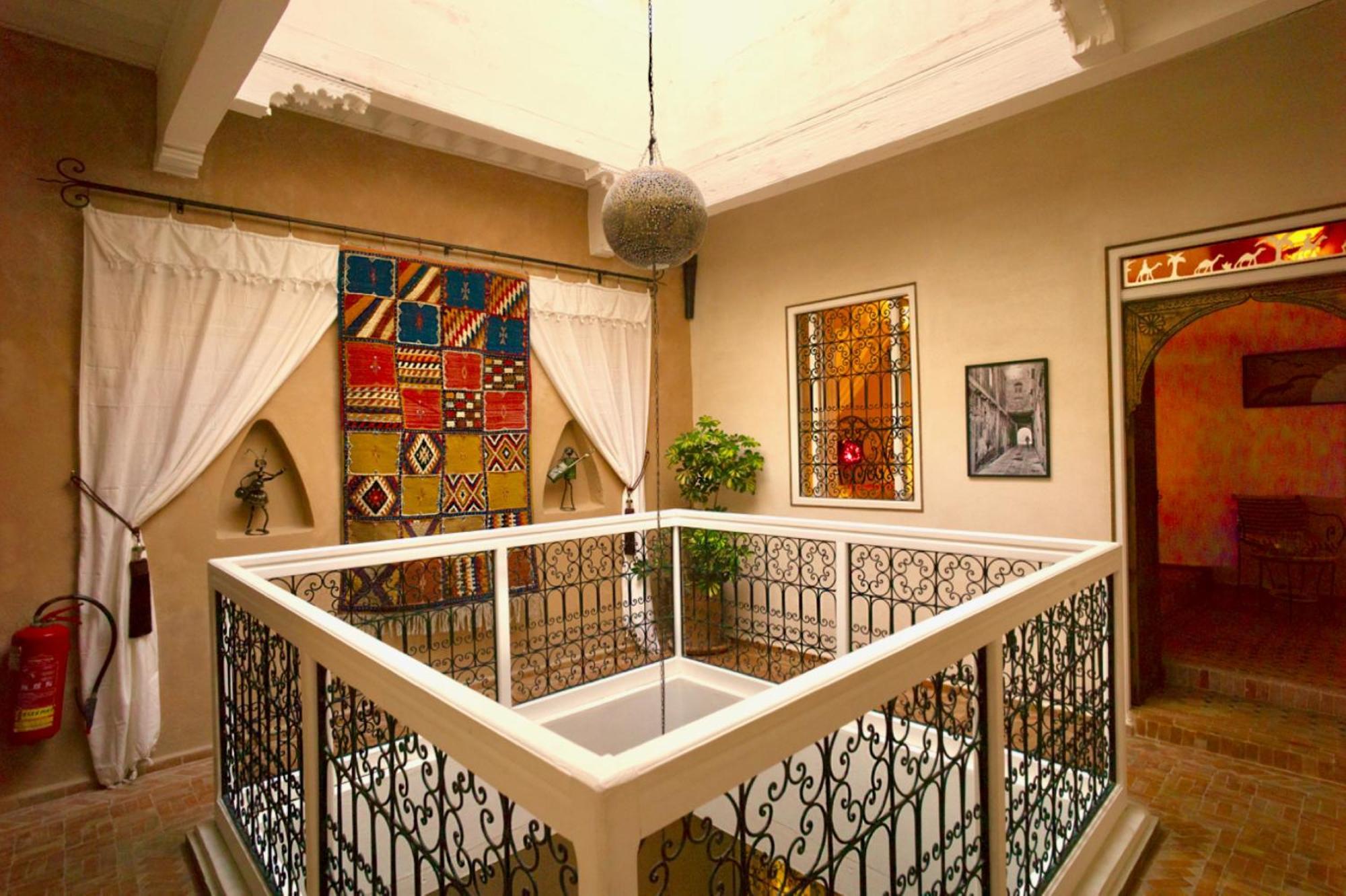 אסאוירה Au Riad Laylati מראה חיצוני תמונה